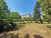 Propriété avec piscine et jardin