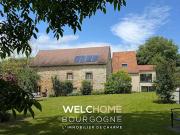 Propriété avec piscine et jardin