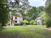 Propriété avec piscine et jardin