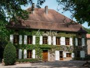 Maison avec piscine et jardin