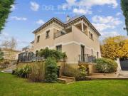 Propriété d’exception aux bords de Marne LA VARENNE