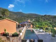 Propriété d'architecte avec piscine vue mer et...