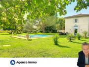 Propriété de 3 maisons rénovées avec piscine