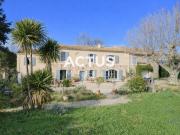 Propriété de caractère entre Alpilles et Lubéron