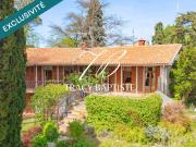 Propriété de charme au coeur d'un écrin de verdure...