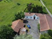 Propriété de charme offrant confort, vue Pyrénées et...