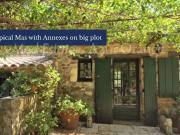 Propriété de charme sur grand terrain plusieurs dépendances