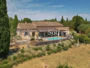 Propriété de plain pied avec piscine à Saint Rémy de...