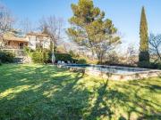 Propriété d'exception à Uzès, surplombant la Vallée...