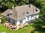 Propriété d'exception à vendre à 10 mn COMPIEGNE...