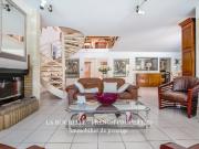 PROPRIÉTÉ D'EXCEPTION AVEC PISCINE QUARTIER PRISÉ LA...