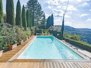 Propriété d'exception suspendue entre ciel et terre...