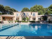 PROPRIÉTÉ EN DOMAINE AU COEUR D'UN PARC PAYSAGER