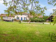 Propriété en pierre avec dépendances à Allez et...