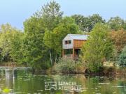 Propriété en pierre avec installations équestres,...