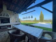 Propriété en pierre avec vue imprenable 160m² Gensac