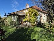 Propriété en pierre proche Montaigu de Quercy 142m²...