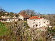 Propriété en pierre 150m² Lusignan Petit