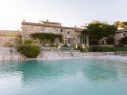 Propriété événementielle de prestige en Provence Alpilles