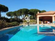 Propriété familiale dans un véritable écrin de verdure