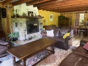 propriété isolée, sur 1ha, 4 maisons indépendantes,...