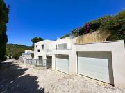 Propriété moderne à 100 m de la plage de Cavalière Le Lava