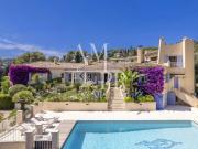 Propriété provençale proche du vieux village de 410m2