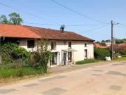 Propriété rénovée au calme avec vue à vendre