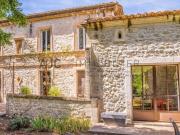 PROPRIETE UNIQUE ANCIENNE CHAPELLE EN PIERRES AVEC PISCINE