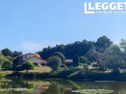 Propriété unique avec son étang dans un cadre...