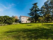 Propriété unique: deux maisons en pierre avec vue...