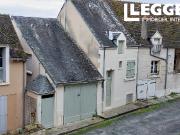 Propriété unique située au pied du château avec une vue...