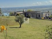 Prouesse architecturale sur les hauteurs de Mauves