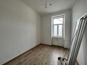 Prov.Frei 2er WG taugliche Wohnung mit Balkon nähe Lutz...