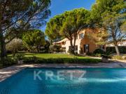 Provence Avignon– Maison d'architecte avec piscine