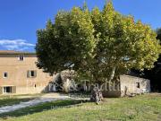 Provence, Luberon, magnifique maison de hameau avec...
