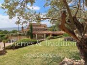 Provence, Luberon, splendide mas provençal avec piscine...