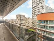 Province Square, Canary Wharf, E14