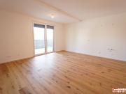 PROVISIONSFREI 2 Zimmer Wohnung mit Balkon und Garten