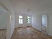 PROVISIONSFREI! 4 Zimmer Altbauwohnung im 13ten, frisch...