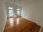 ! Provisionsfrei ! Bezugsfreie 3 Zi Wohnung mit Balkon