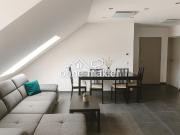 provisionsfrei Charmante Wohnung mit zwei Balkonen, PV...