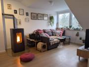 Provisionsfrei* Dachgeschosswohnung mit EBK, Stellplatz,...