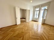 Provisionsfrei! Erstbezug nach Teilsanierung –...