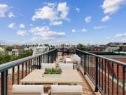 Provisionsfrei! Exklusive Aufdachterrasse + Balkon – 3,5...