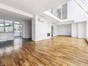 Provisionsfrei für den Mieter! Exklusives DG Büro mit...