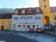 PROVISIONSFREI Helle 2 Zimmer Wohnung im Dachgeschoss...