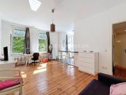 Provisionsfrei!Helligkeit & Altbau Charme – Stilvolle...