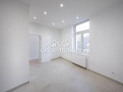 Provisionsfrei: Renoviert & bezugsfrei – 2,5 Zimmer...