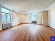 Provisionsfrei: Renovierter 109m² Altbau mit 3 Zimmern...